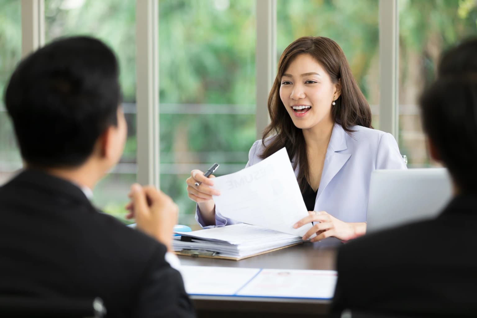 Ditanya Alasan Berhenti Kerja Saat Interview? Simak Tips Menjawabnya!